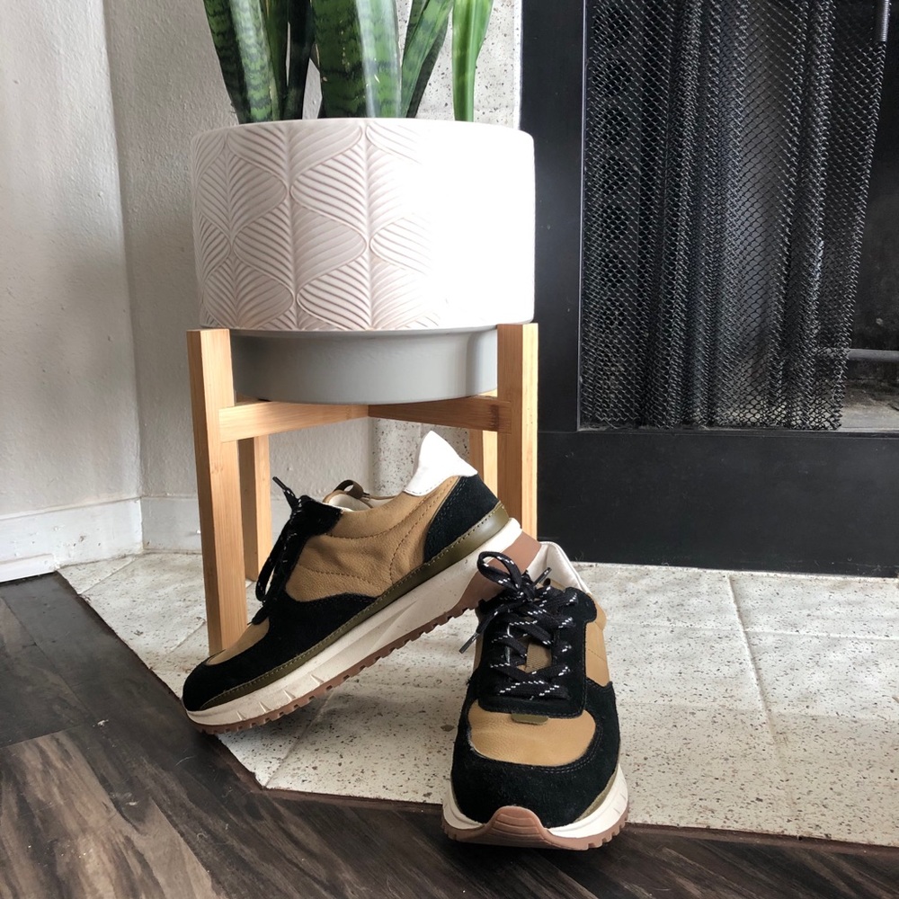 Madewell sneaker